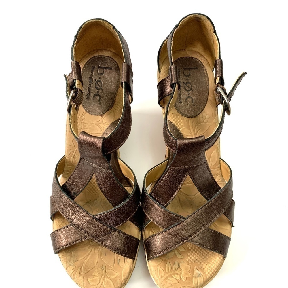Bronze strappy leather wedge sandals - Picture 4 of 8